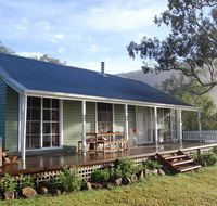 Cadair Cottages - Australian Directory