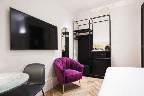 Crystalbrook Albion - Australian Directory 15