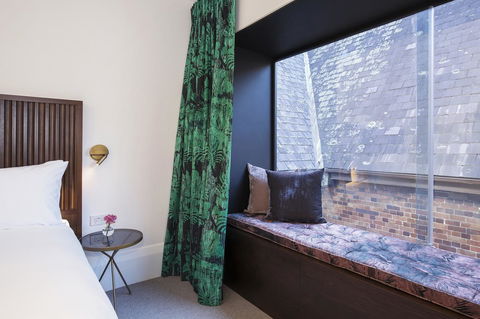 Crystalbrook Albion - Australian Directory 28