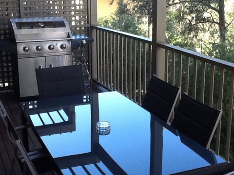 Villa De Saran Located Within Cypress Lakes - Australian Directory 9