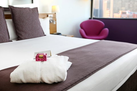 Mercure Sydney - Australian Directory 29