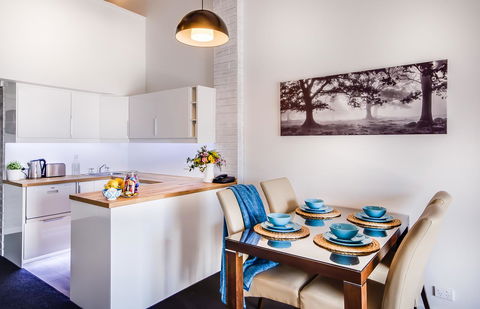 Alpine Gables - Australian Directory 26