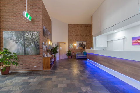 Alpine Gables - Australian Directory 32