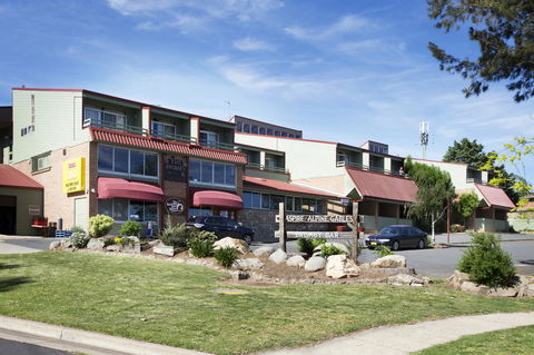 Alpine Gables - Australian Directory 0