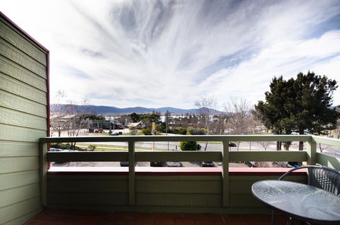 Alpine Gables - Australian Directory 3