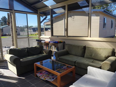 Amaroo Resort - Australian Directory 42