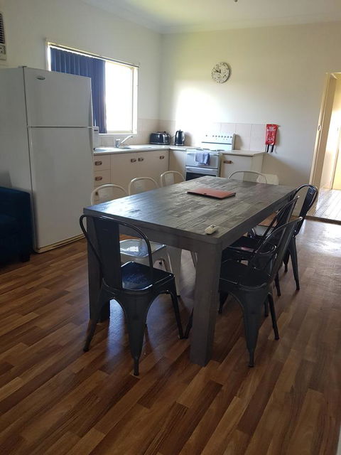 Amaroo Resort - Australian Directory 7