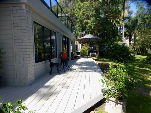 The Retreat At Palm Beach - Australian Directory 0