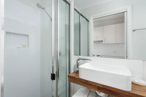 125 Milton - Australian Directory 5