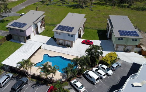 Estoy Cabarita - Australian Directory 42