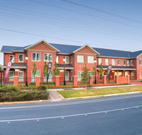 Bolton on the Park - Australian Directory