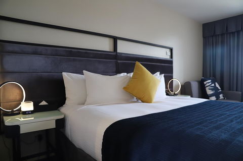 Haven Glebe - Australian Directory 1