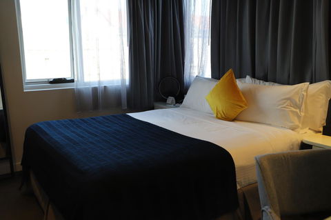 Haven Glebe - Australian Directory 20