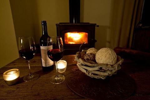 Bush & Bay Cottage - Australian Directory 15