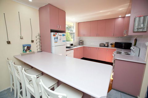 Bush & Bay Cottage - Australian Directory 13