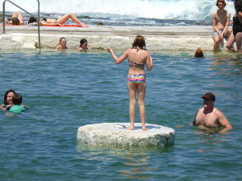 Arena Luxury Beachfront Apartment - Australian Directory 9