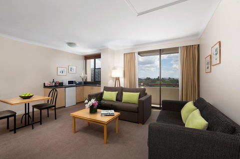 Rydges North Sydney - Australian Directory 10