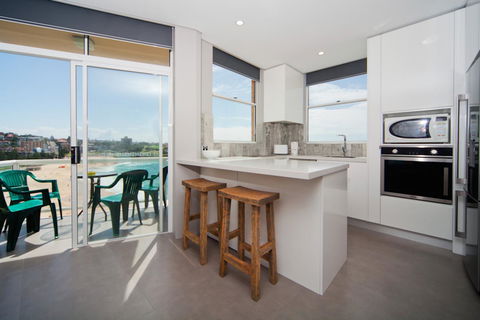 Gorgeous Coogee Views 2 Beds WT21 - Australian Directory 3