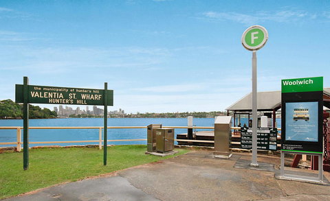 Elegant Family Home Close To Harbour And Views - Australian Directory 16