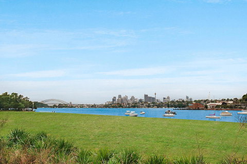 Elegant Family Home Close To Harbour And Views - Australian Directory 17