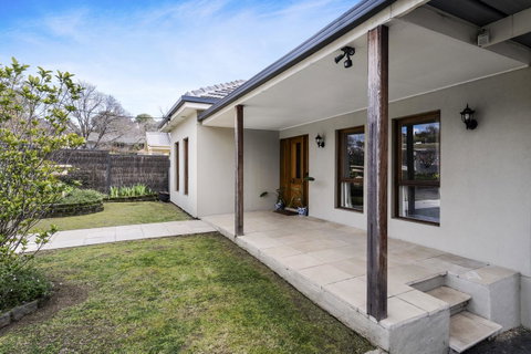 The Spa Cottage With HotTub, Netflix & Stan - Australian Directory 17