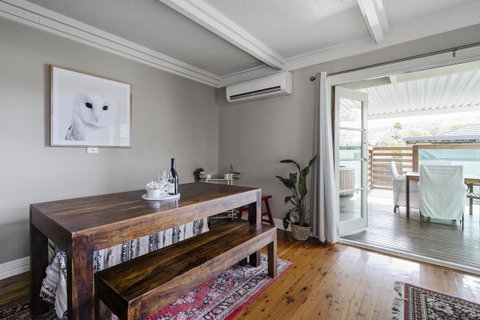 The Spa Cottage With HotTub, Netflix & Stan - Australian Directory 27