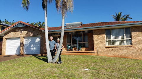 Twin Palms Holiday House At Lighthouse - Australian Directory 0