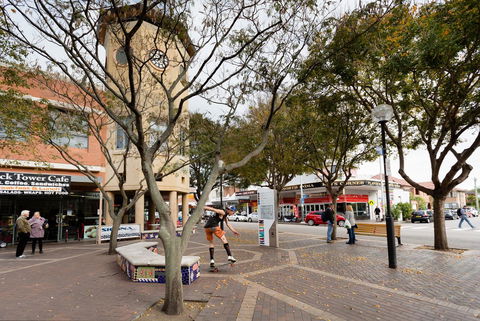 Hamilton Executive Apartments - Australian Directory 18