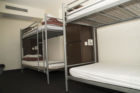 790 On George Backpackers - Australian Directory 12