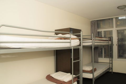 790 On George Backpackers - Australian Directory 1