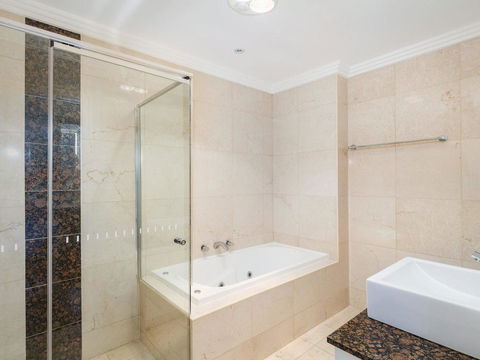 Regatta 13 - Australian Directory 6