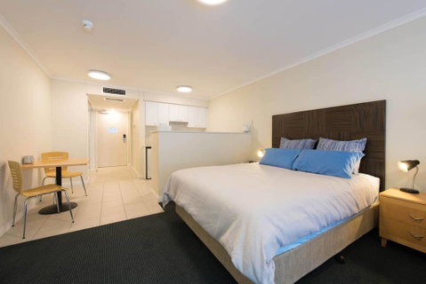 Grande Esplanade Studio - Australian Directory 7