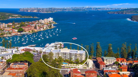 Grande Esplanade Studio - Australian Directory 0