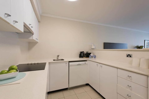 Grande Esplanade Studio - Australian Directory 9