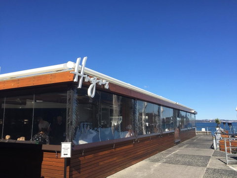 Grande Esplanade Studio - Australian Directory 24