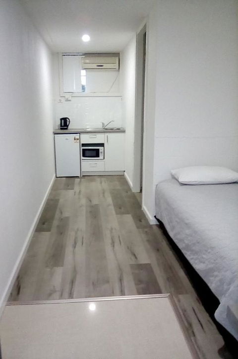 Appin Village Motel - Australian Directory 21