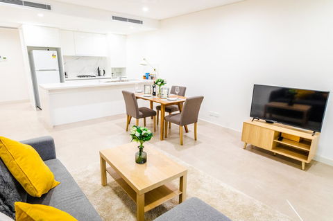 Near Train Station, New 2 BR Apt/free Parking - Australian Directory 3