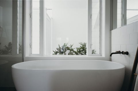 Salt At Shoal Bay - Australian Directory 26