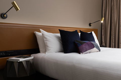 Rydges Campbelltown - Australian Directory 18