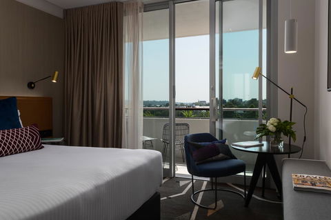 Rydges Campbelltown - Australian Directory 3