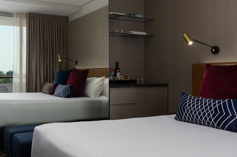 Rydges Campbelltown - Australian Directory 4
