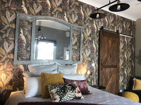 Chanticleer Gardens Barn Cottage With A Pool - Australian Directory 20