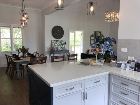 Chanticleer Gardens Barn Cottage With A Pool - Australian Directory 27