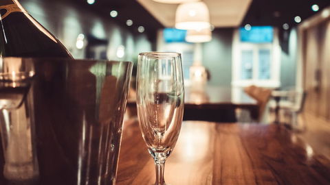 Crown Hotel Surry Hills - Australian Directory 28