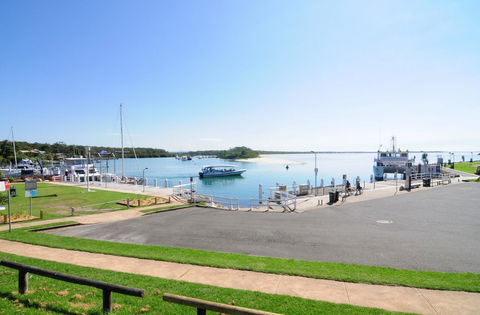 Jervis Bay Vista - Australian Directory 14
