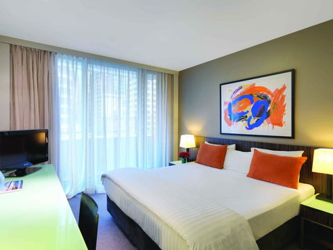 Adina Apartment Hotel Sydney, Darling Harbour - Australian Directory 12