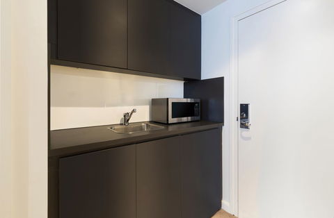 Adina Apartment Hotel Sydney, Darling Harbour - Australian Directory 21