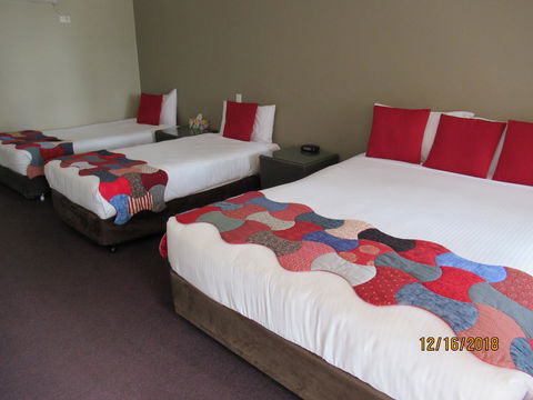 Moruya Motel - Australian Directory 6
