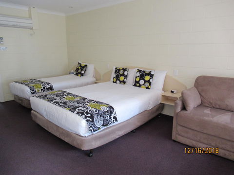 Moruya Motel - Australian Directory 22