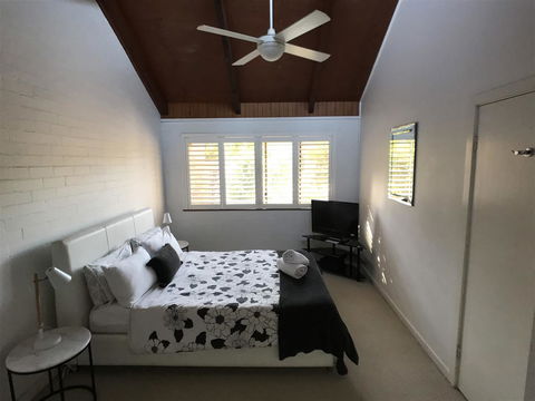 Treetops Everglades Villa - Australian Directory 3